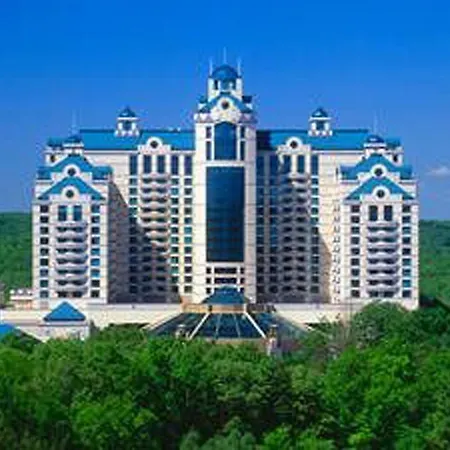 Grand Pequot Tower At Foxwoods-3